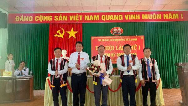 ĐẠI HỘI CHI BỘ CÁC CƠ QUAN ĐẢNG XÃ CÀ ĐAM LẦN THỨ I, NHIỆM KỲ 2025–2030